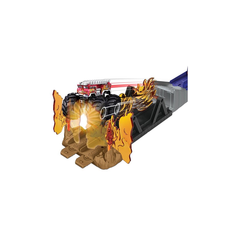 Hot Wheels Monster Trucks Oyun Seti Fire Through