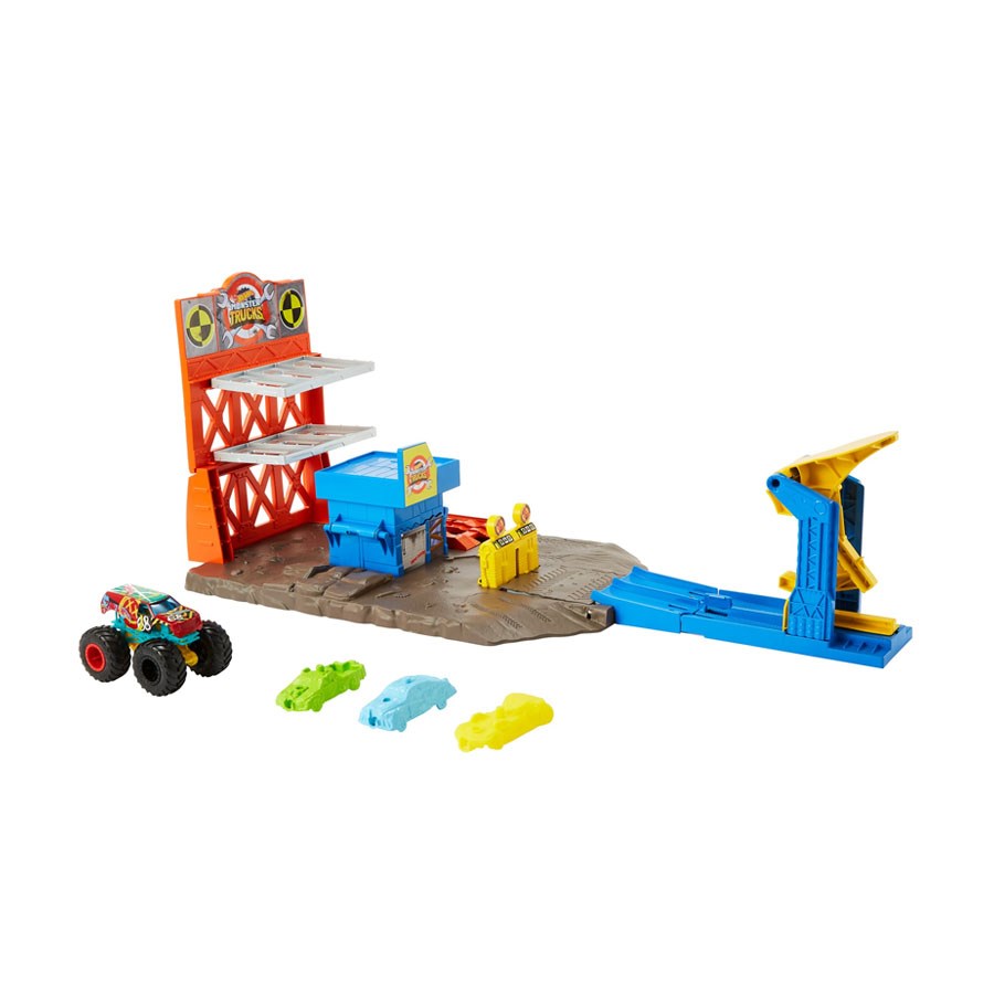 Hot Wheels Monster Trucks Patlama İstasyonu Oyun Seti 