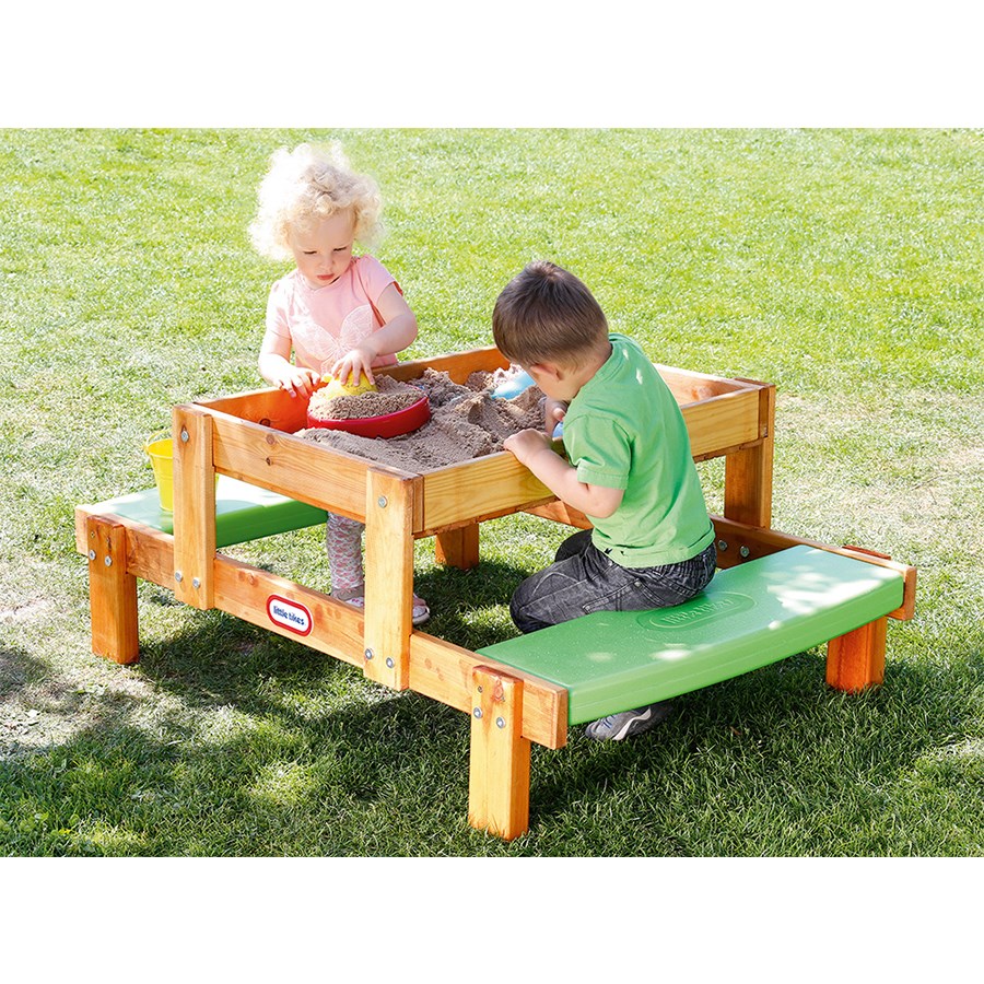 Little Tikes 2 In 1 Ahşap Kum Ve Piknik Masası 