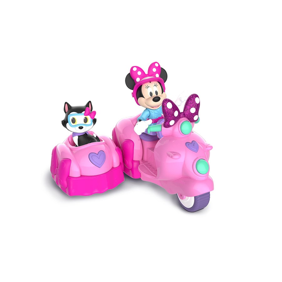 Minnie Mouse ve Aracı 