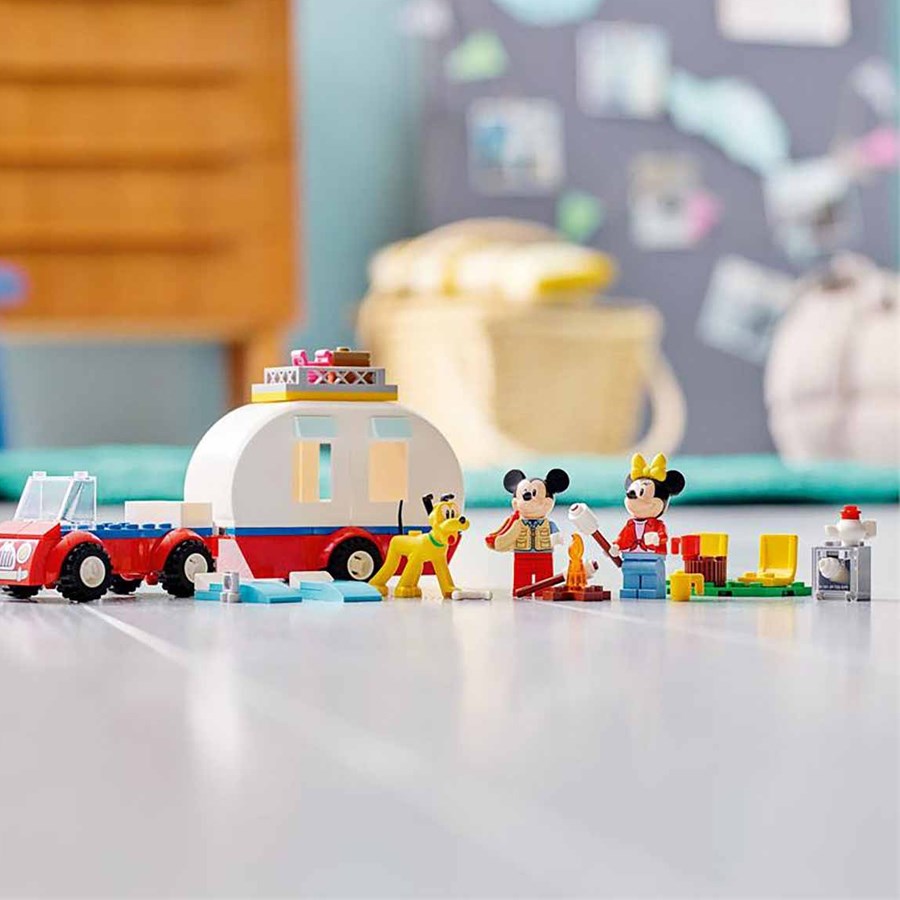 Lego Disney Mickey Fare ve Minnie Fare'nin Kamp Gezisi 