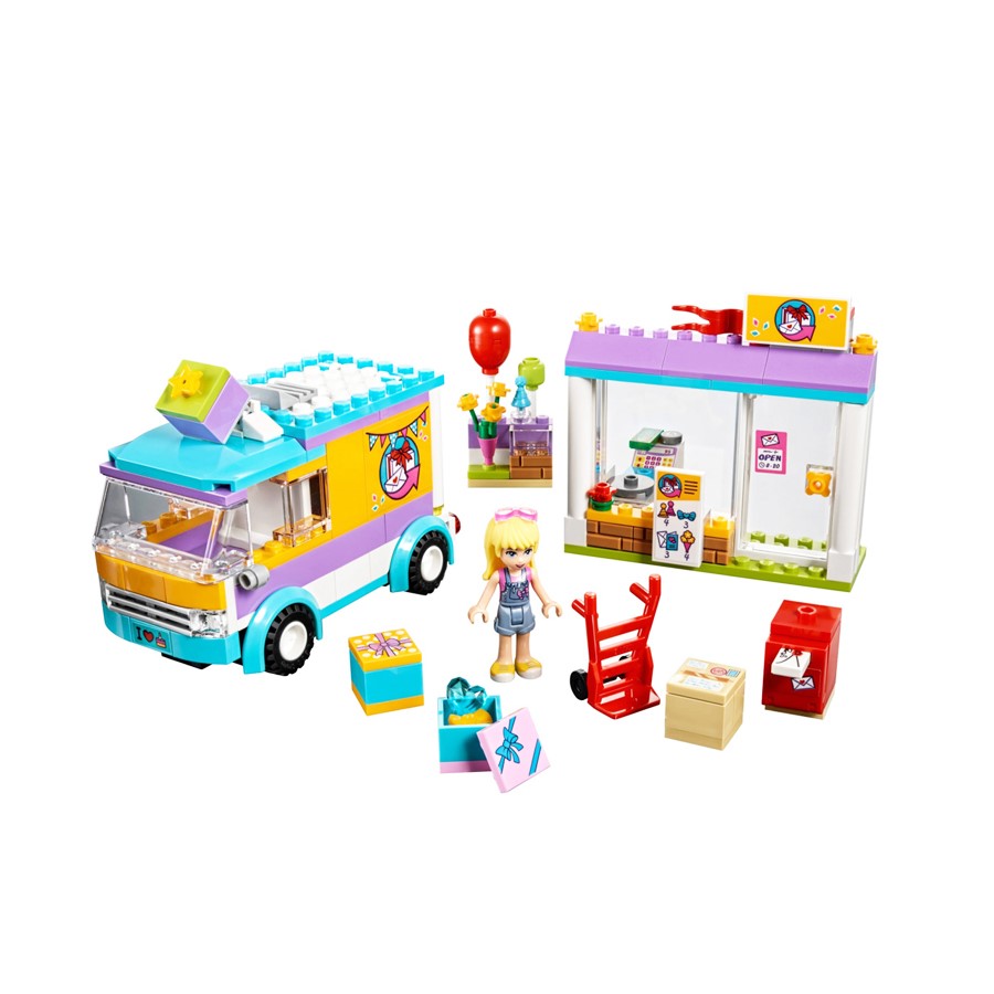 Lego Friends Heartlake Hediye Dağıtımı  