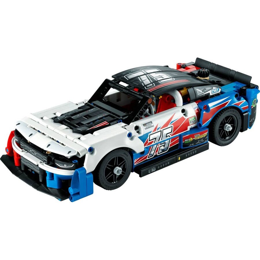 Lego Technic Nascar Yeni Nesil Chevrolet Camaro ZL 